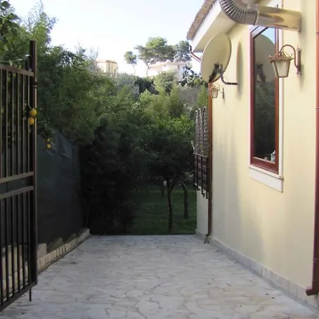 Holiday home Holiday In 23363